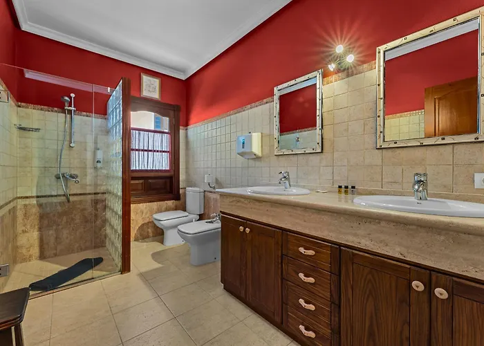 Luxury House Panoramic Sea Views *